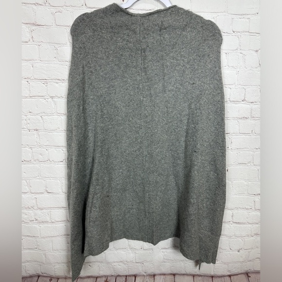 Lauren Ralph Lauren Lambswool blend Poncho Sweater Cape gray Womens One Size - Picture 5 of 5